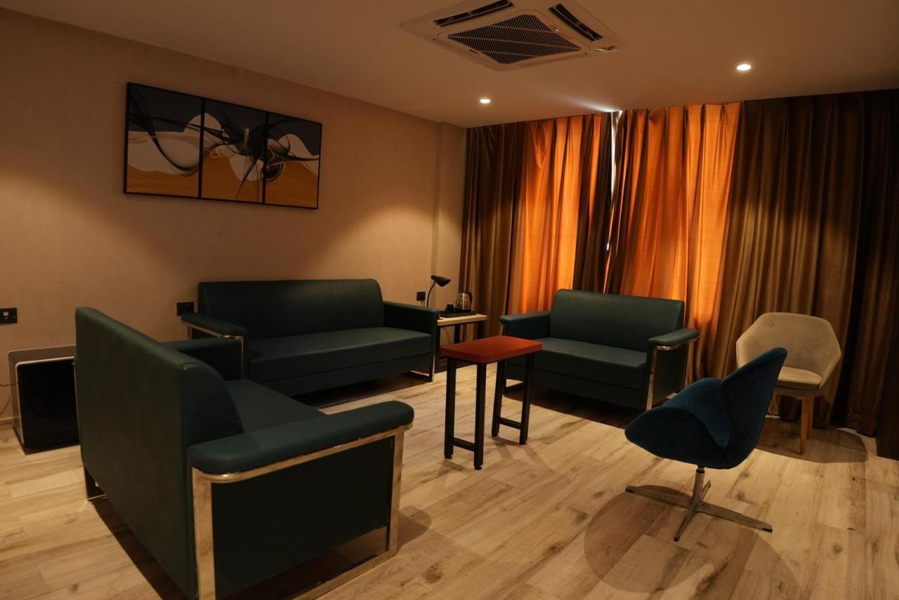 Hotel Ocean Vista Bay Visákhapatnam Kültér fotó