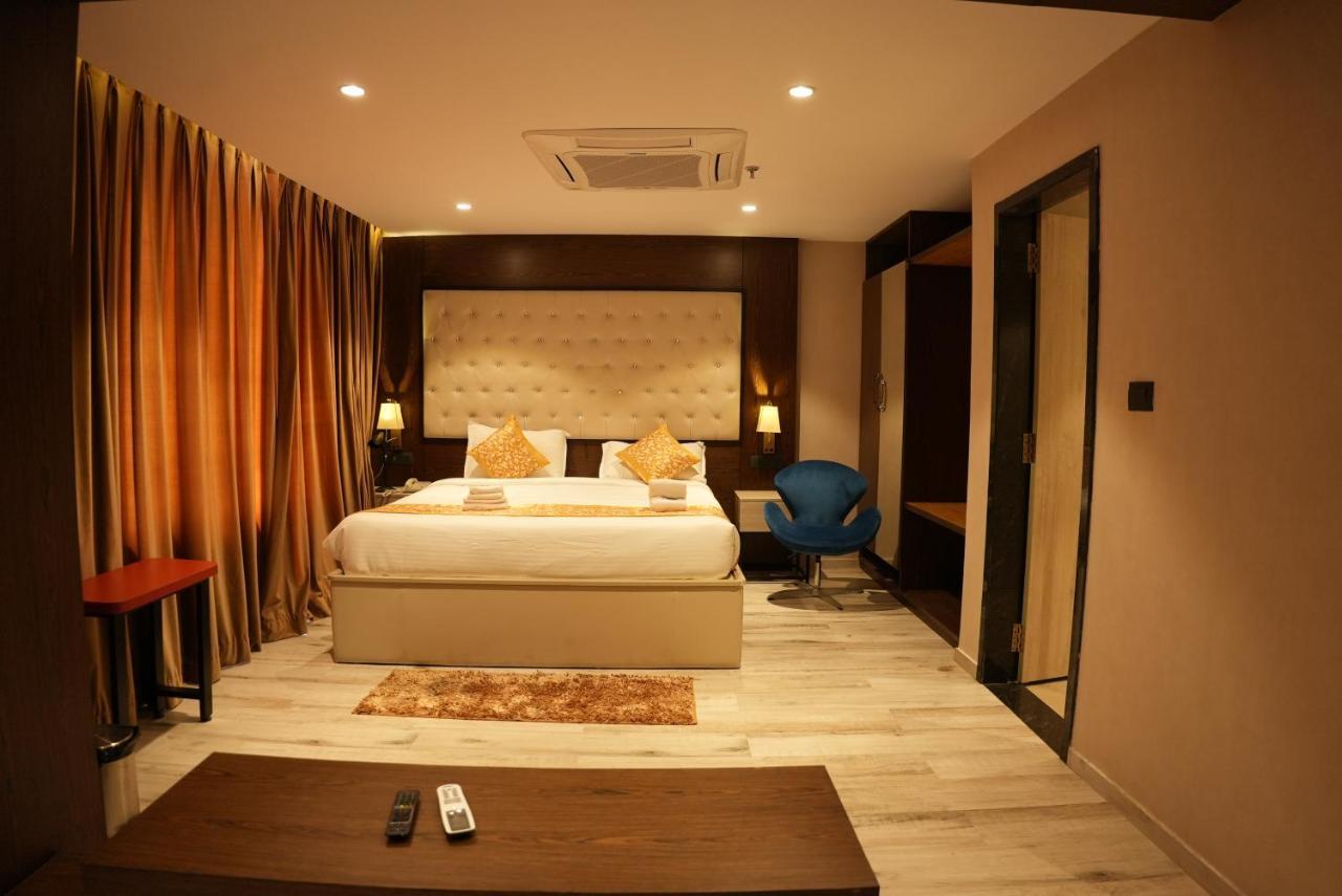 Hotel Ocean Vista Bay Visákhapatnam Kültér fotó